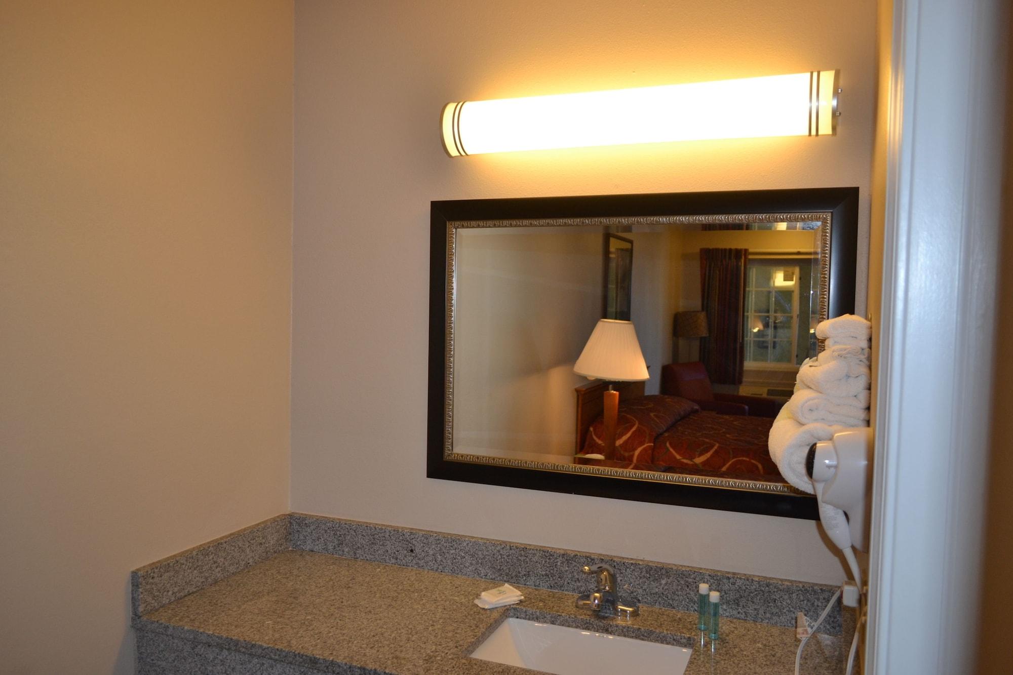 Skyway Inn - ซีแทค ภายนอก รูปภาพ